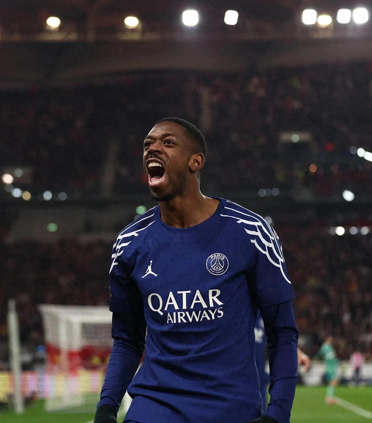 国米轻取巴黎圣日耳曼,莱万补时绝平世界杯的简单介绍 国米轻取巴黎圣日耳曼,莱万补时绝平世界杯的简单介绍