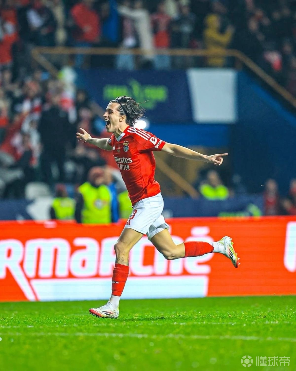 本菲卡战平皇马，迪玛利亚梅开二度西甲的简单介绍