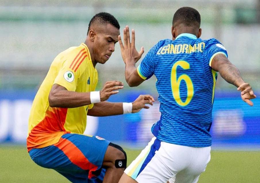 华体会官网-南美代表队犀利进攻，力压对手