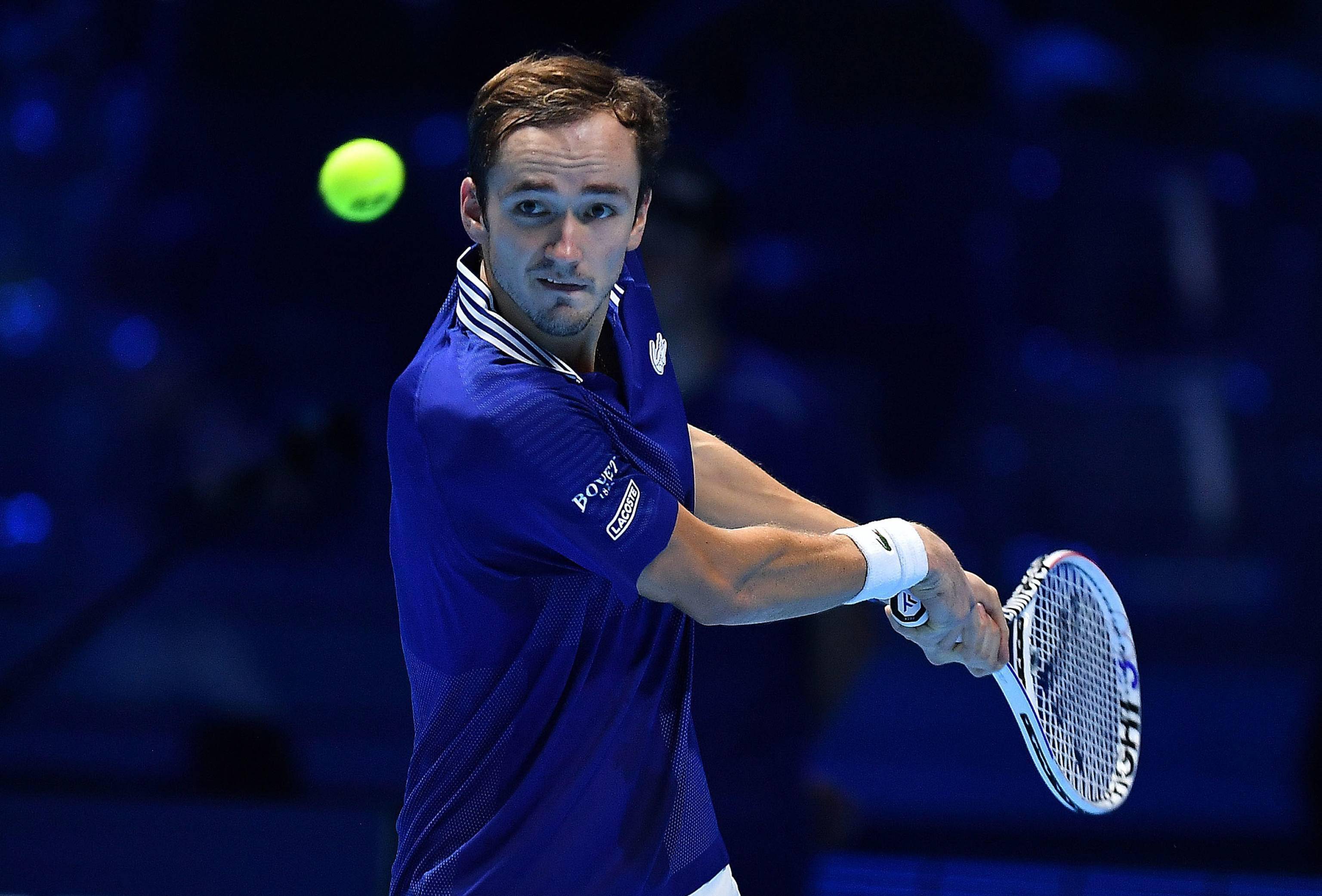 英国网球队力克法国网球队,梅德韦杰夫爆发神勇的简单介绍 英国网球队力克法国网球队,梅德韦杰夫爆发神勇的简单介绍